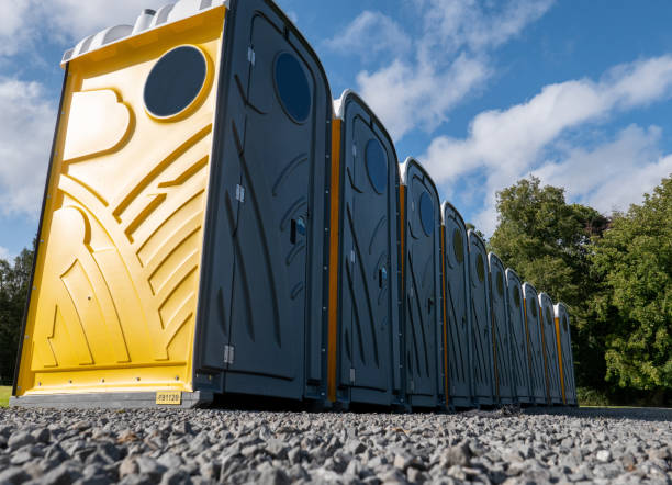 Best Portable Restroom Servicing (Cleaning and Restocking)  in Garden City South, NY